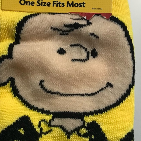 Snoopy & Charlie Brown Socks - Picture 5 of 6